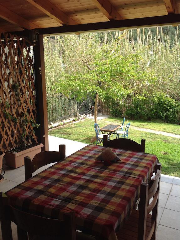 Holiday Zigos Igoemenitsa Buitenkant foto