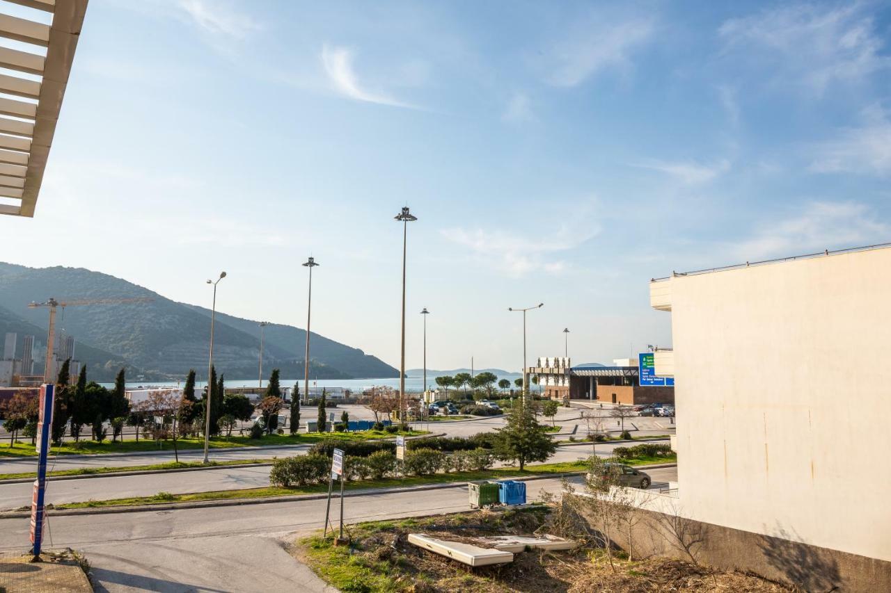 Holiday Zigos Igoemenitsa Buitenkant foto